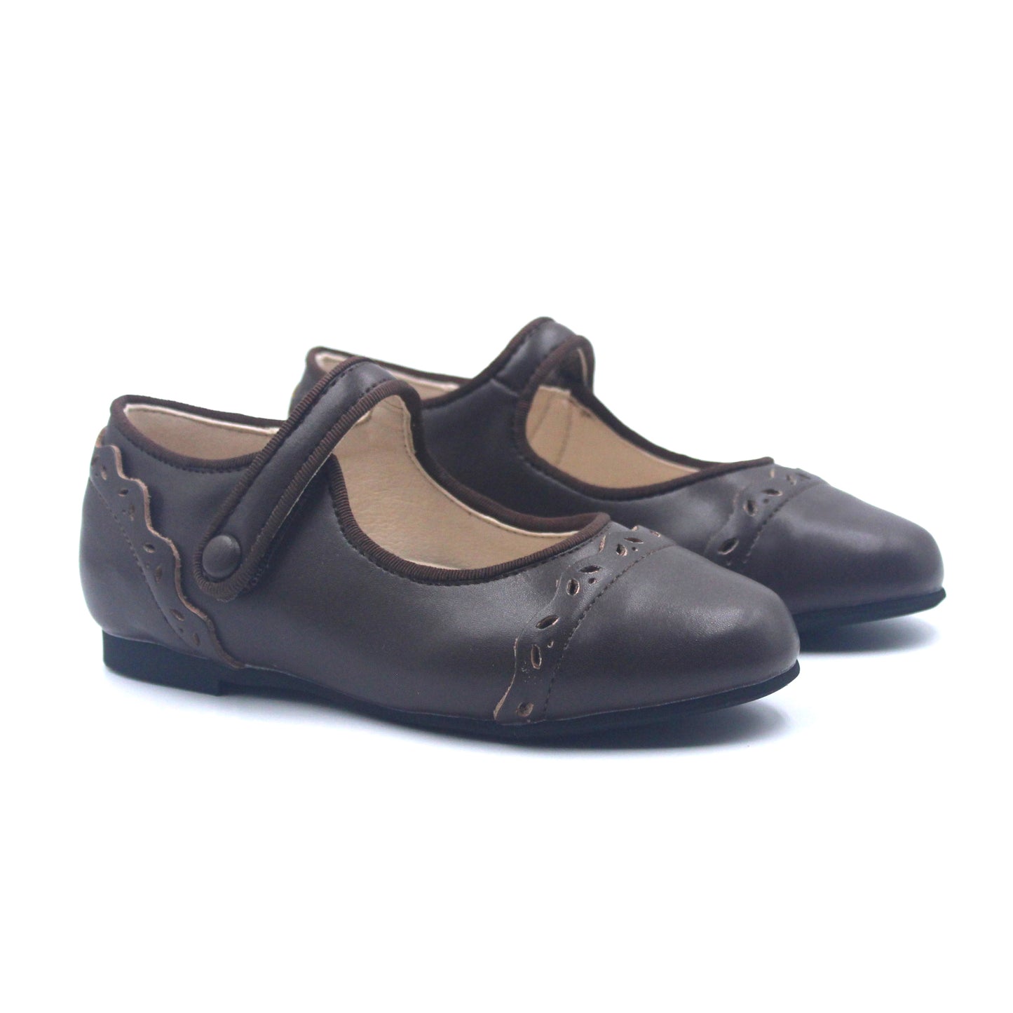 MARY JANE SCALLOP CAP TOE- Brown Leather